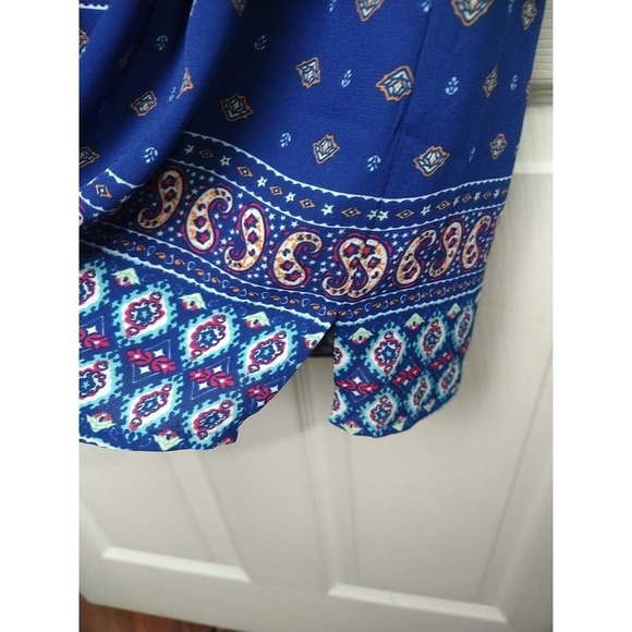 DanielRainn 2 Blue Paisley Long Roll Tab V Neck Shirt Blouse. Size M - Picture 10 of 14